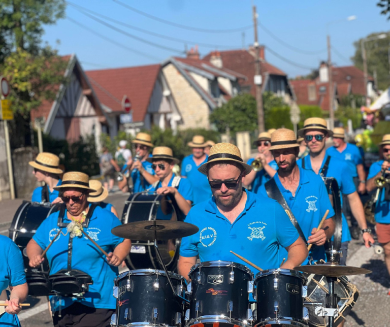 La bellecolette en fête - Fanfare de Chenecey